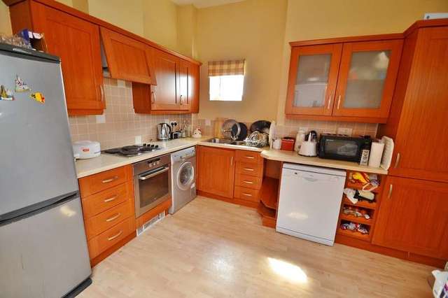  Image of 2 bedroom Flat for sale in Hawkeswood Road Southampton SO18 at Hawkeswood Road  Southampton, SO18 1QA