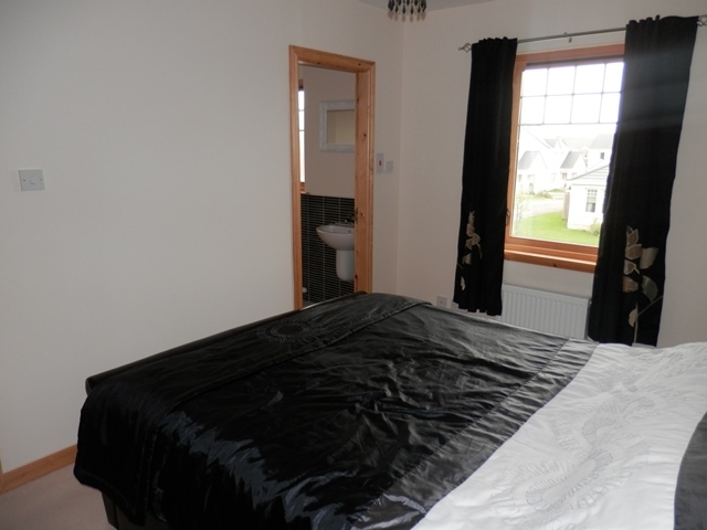  Image of 4 bedroom Detached house to rent in Black Devon Place Inchture Perth PH14 at Perthshire  Perthshire, PH14 9PB