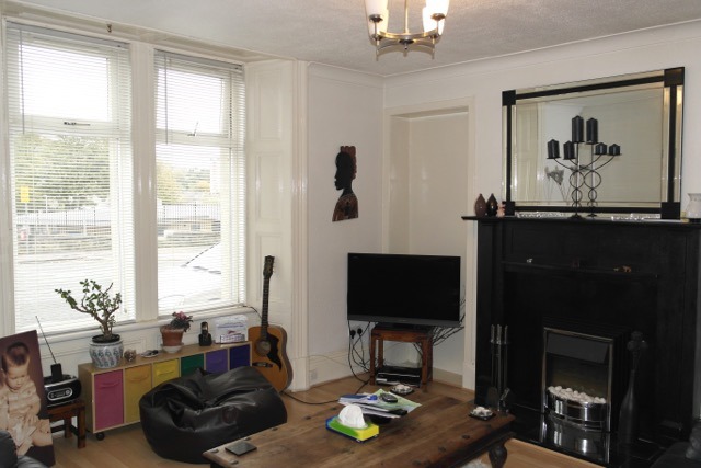  Image of 1 bedroom Flat to rent in Blackness Road Dundee DD2 at West End Dundee Dundee, DD2 1RS
