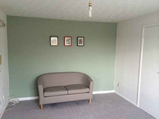  Image of Flat to rent in Blacksmiths Close Chadwell Heath Romford RM6 at BLACKSMITH CLOSE  CHADWELL HEATH, RM6 4XE