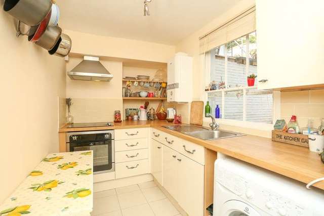  Image of 1 bedroom Flat for sale in Blatchington Road Hove BN3 at Hove Hove, BN3 3YP