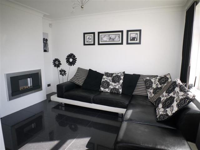  Image of 2 bedroom Semi-Detached house for sale in Blue Hill Lane Farnley Leeds LS12 at Wortley Leeds New Farnley, LS12 4NX