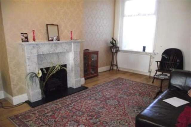  Image of 3 bedroom Terraced house to rent in Bolton Road Bury BL8 at Bury, BL8 2DA