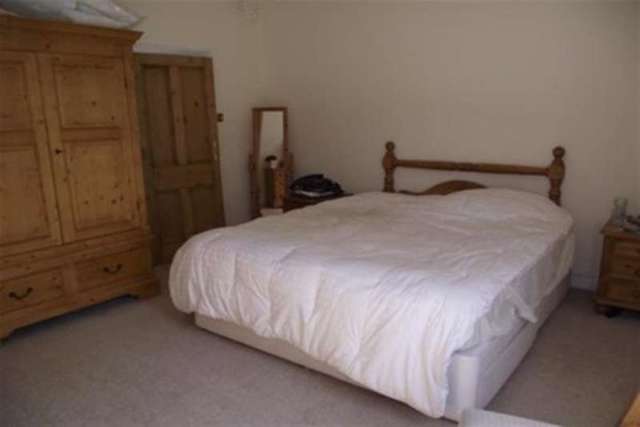  Image of 3 bedroom Terraced house to rent in Bolton Road Bury BL8 at Bury, BL8 2DA
