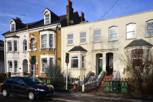  Image of 2 bedroom Flat to rent in Boleyn Road London E7 at BOLYN ROAD  FOREST GATE, E7 9QE