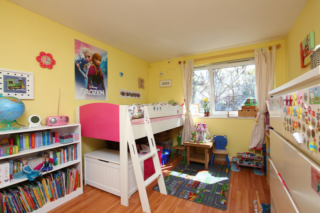  Image of 2 bedroom Apartment for sale in Borland Road London SE15 at Borland Road  Peckham Rye, SE15 3BL