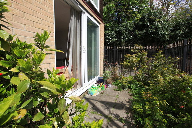  Image of 2 bedroom Apartment for sale in Borland Road London SE15 at Borland Road  Peckham Rye, SE15 3BL