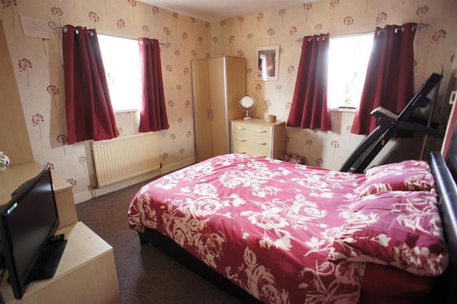  Image of 3 bedroom Semi-Detached house for sale in Bowden Wood Road Sheffield S9 at Darnall Sheffield Darnall, S9 4EJ