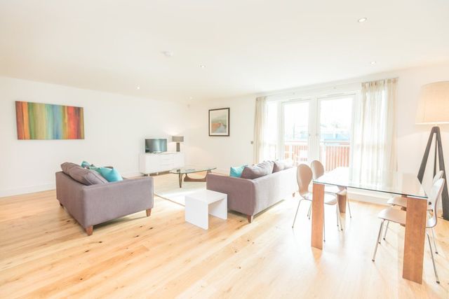  Image of 2 bedroom Flat to rent in Brandfield Street Edinburgh EH3 at Fountainbridge Edinburgh Edinburgh, EH3 8AS
