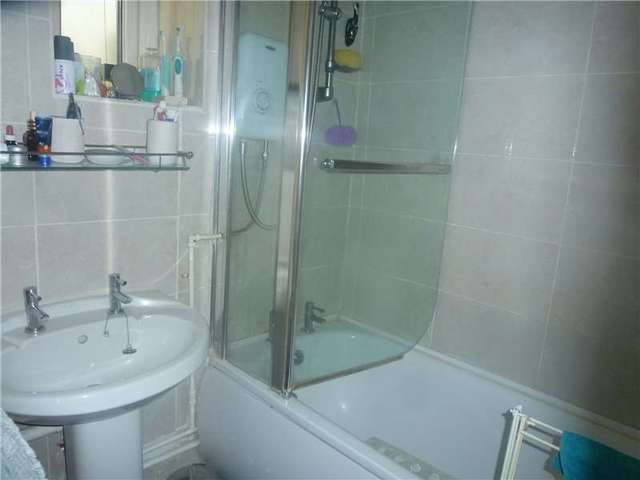  Image of 2 bedroom Flat for sale in Brignall Croft Leeds LS9 at Leeds, LS9 7EX