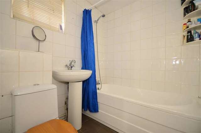  Image of 2 bedroom Detached house for sale in Brishing Lane Maidstone ME15 at Maidstone Kent Maidstone, ME15 9EZ