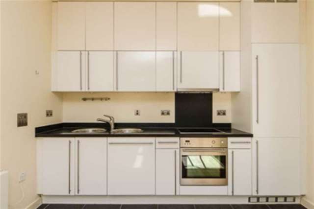  Image of 1 bedroom Flat to rent in Bromyard Avenue London W3 at London, W3 7BN