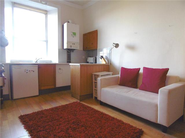  Image of 1 bedroom Flat to rent in Broughton Road Edinburgh EH7 at Broughton Edinburgh Edinburgh, EH7 4EG