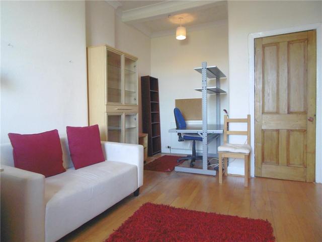  Image of 1 bedroom Flat to rent in Broughton Road Edinburgh EH7 at Broughton Edinburgh Edinburgh, EH7 4EG