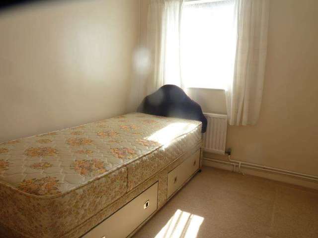  Image of 3 bedroom Semi-Detached house for sale in Brownhill Crescent Leeds LS9 at Leeds, LS9 6EA