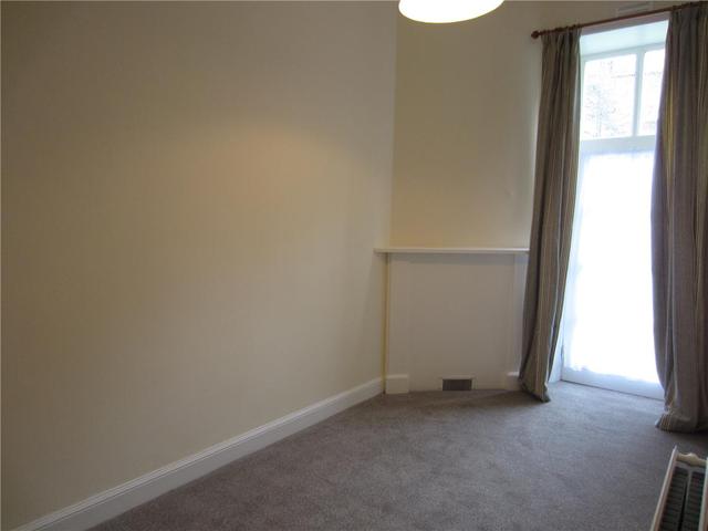 Image of 2 bedroom Flat to rent in Bruntsfield Gardens Edinburgh EH10 at Bruntsfield Edinburgh Edinburgh, EH10 4DY