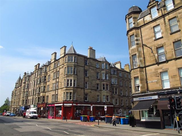  Image of 2 bedroom Flat to rent in Bruntsfield Place Edinburgh EH10 at Bruntsfield Edinburgh Edinburgh, EH10 4DF