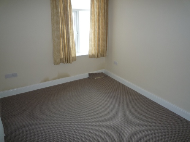  Image of 4 bedroom Detached house to rent in Burgess Road Southampton SO17 at Southampton, SO17 1TU