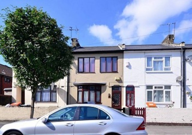  Image of 3 bedroom Terraced house to rent in Burgess Road London E15 at Burgess Road  Stratford, E15 2AD