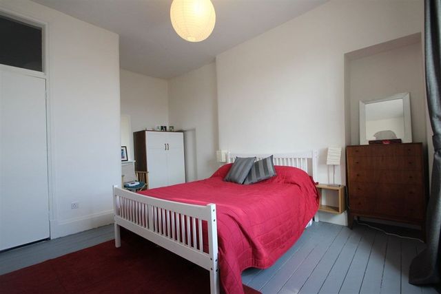  Image of 1 bedroom Flat to rent in Burleigh Street Govan Glasgow G51 at Ibrox Glasgow Glasgow, G51 3LA