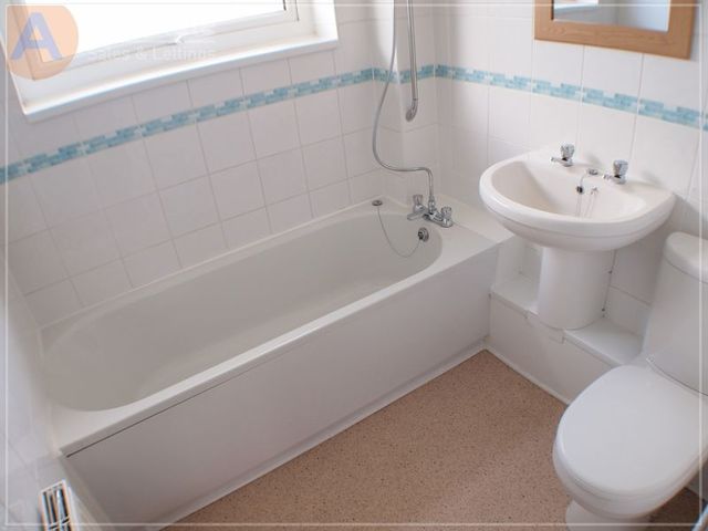  Image of 3 bedroom Detached house for sale in Burn River Rise Torquay TQ2 at Burn River Rise Shiphay Edginswell, TQ2 7RH