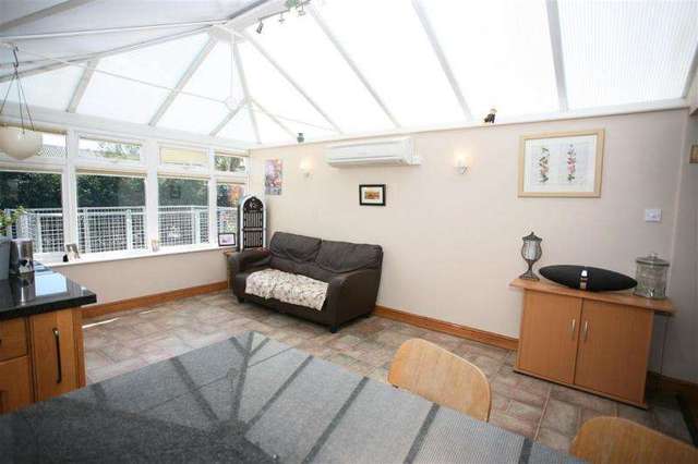  Image of 4 bedroom Bungalow for sale in Caird Lawns Devizes SN10 at DEVIZES SN10 DEVIZES, SN10 3EB