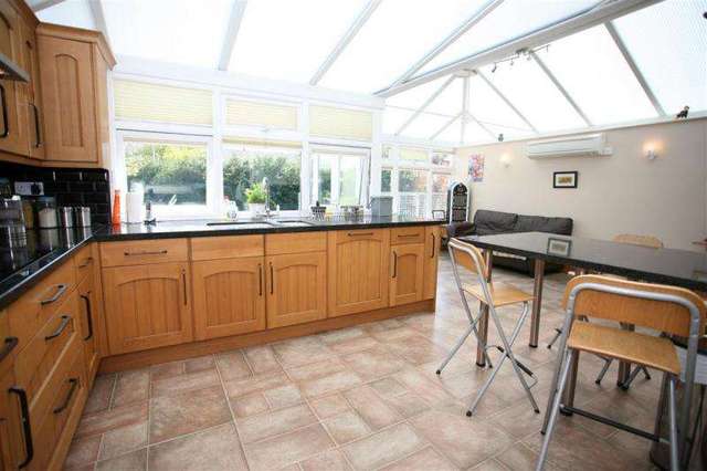  Image of 4 bedroom Bungalow for sale in Caird Lawns Devizes SN10 at DEVIZES SN10 DEVIZES, SN10 3EB