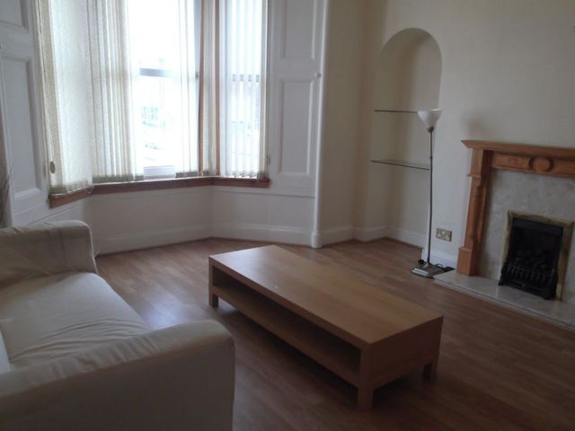  Image of 2 bedroom Flat to rent in Caledonia Street Paisley PA3 at Paisley Renfrewshire Renfrewshire, PA3 2JG