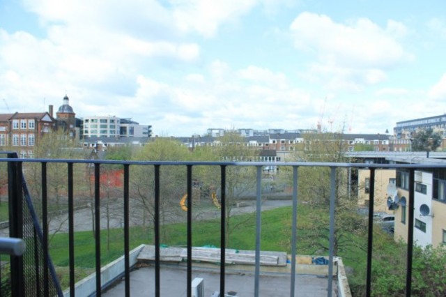  Image of 2 bedroom Flat to rent in Caledonian Road London N1 at Caledonian Road  Islington, N1 0SL
