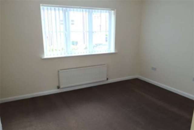  Image of 2 bedroom Detached house to rent in Canal Court Birmingham B27 at Birmingham, B27 6SU