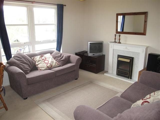  Image of 2 bedroom Flat to rent in Rodney Place Edinburgh EH7 at New Town Edinburgh Edinburgh, EH7 4FR