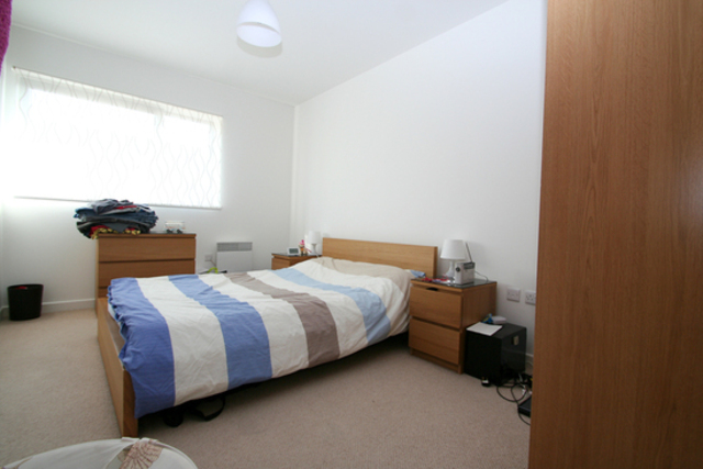  Image of 2 bedroom Apartment to rent in Copenhagen Place London E14 at Carmine Wharf  London, E14 7FE