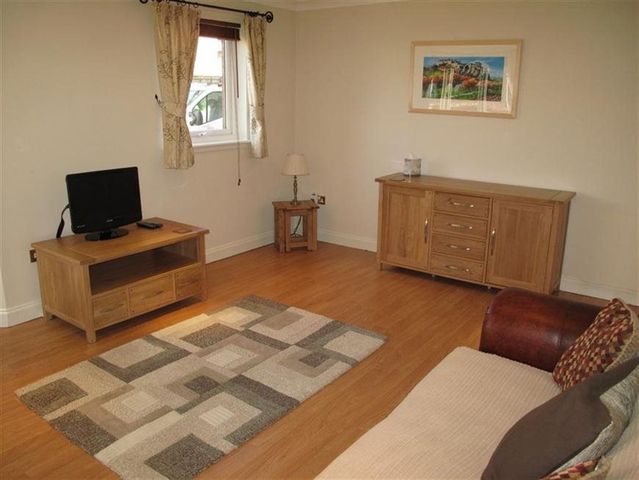  Image of 1 bedroom Flat to rent in Carnbee Crescent Edinburgh EH16 at Liberton Edinburgh Edinburgh, EH16 6GF