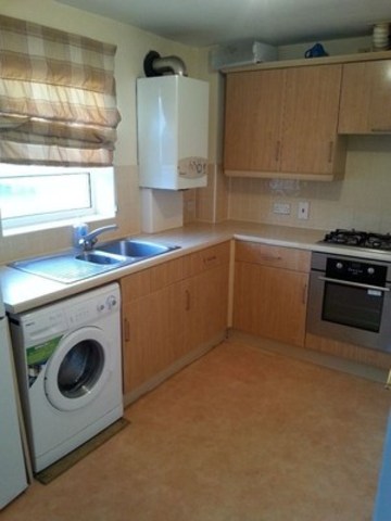  Image of 1 bedroom Apartment to rent in Goresbrook Road Dagenham RM9 at CASTLE COURT GORESBROOK ROAD BECONTREE, RM9 6XG