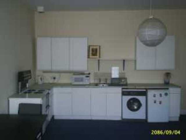  Image of 2 bedroom Flat to rent in Cecil Street Glasgow G12 at Hillhead Glasgow Glasgow, G12 8RD