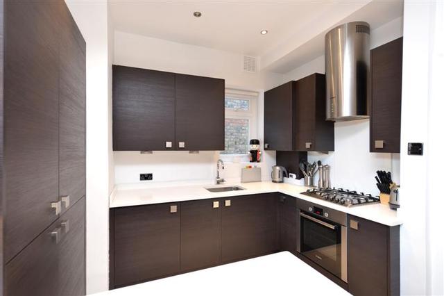  Image of 2 bedroom Property to rent in Cecile Park London N8 at Crouch End, N8 9AX