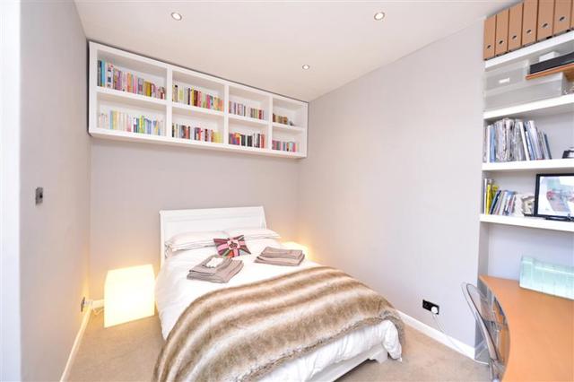  Image of 2 bedroom Property to rent in Cecile Park London N8 at Crouch End, N8 9AX