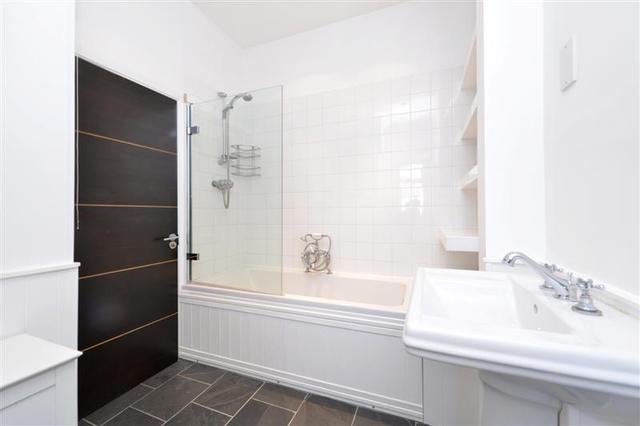  Image of 2 bedroom Property to rent in Cecile Park London N8 at Crouch End, N8 9AX