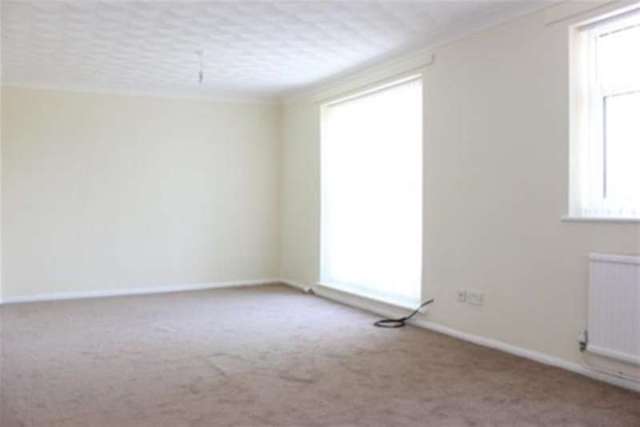  Image of 2 bedroom Flat to rent in Greenheys Road Wallasey CH44 at Wallasey, CH44 5UP