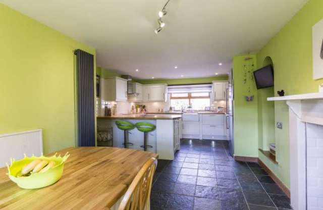  Image of 4 bedroom Country House for sale in Inverkeithny Inverkeithny Huntly AB54 at Inverkeithny  Near Huntly, AB54 6DL