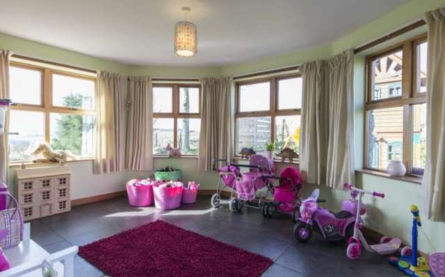  Image of 4 bedroom Country House for sale in Inverkeithny Inverkeithny Huntly AB54 at Inverkeithny  Near Huntly, AB54 6DL