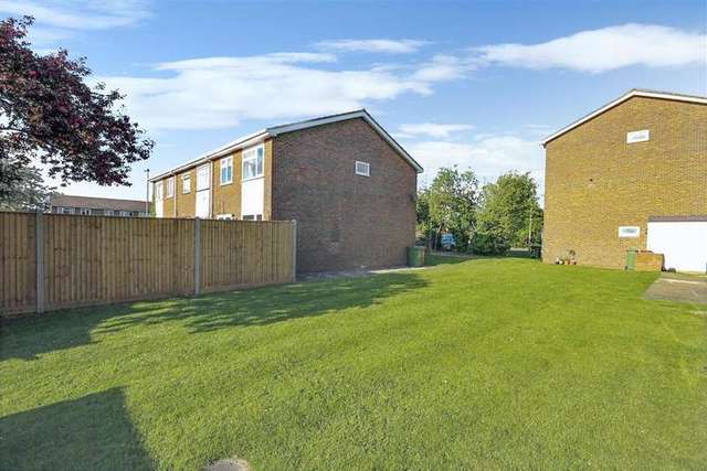  Image of 1 bedroom Detached house for sale in Chartwell Place Sutton SM3 at Sutton Surrey Sutton, SM3 9TD
