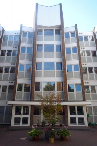  Image of 2 bedroom Apartment to rent in Station Avenue Walton-on-Thames KT12 at Station Avenue  Walton-on-Thames, KT12 1NG