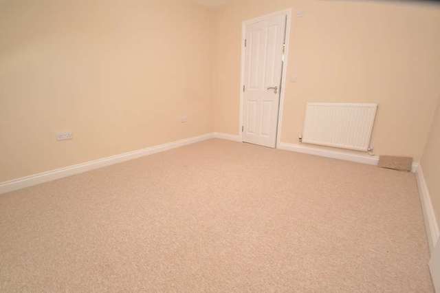  Image of 3 bedroom Maisonette for sale in Bargates Christchurch BH23 at Christchurch, BH23 1QP