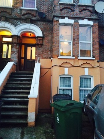  Image of Terraced house to rent in Church Hill London E17 at CHURCH HILL  WALTHAMSTOW, E17 3AB