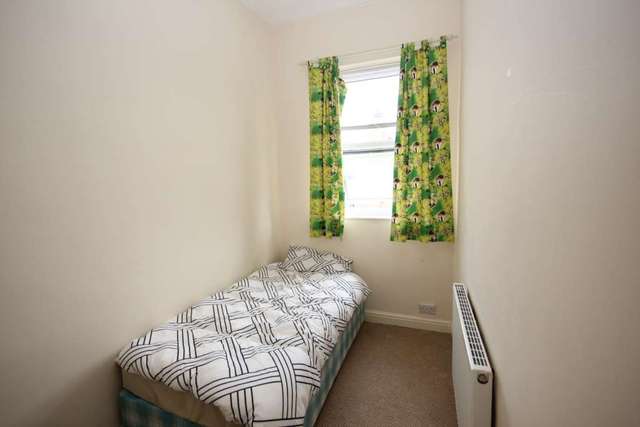  Image of 2 bedroom Terraced house to rent in Church Street Dukinfield SK16 at Church Street  Dukinfield, SK16 4LU