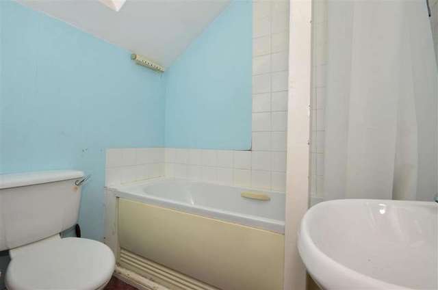  Image of 5 bedroom Semi-Detached house for sale in Claremont Road Tunbridge Wells TN1 at Tunbridge Wells Kent Tunbridge Wells, TN1 1TA