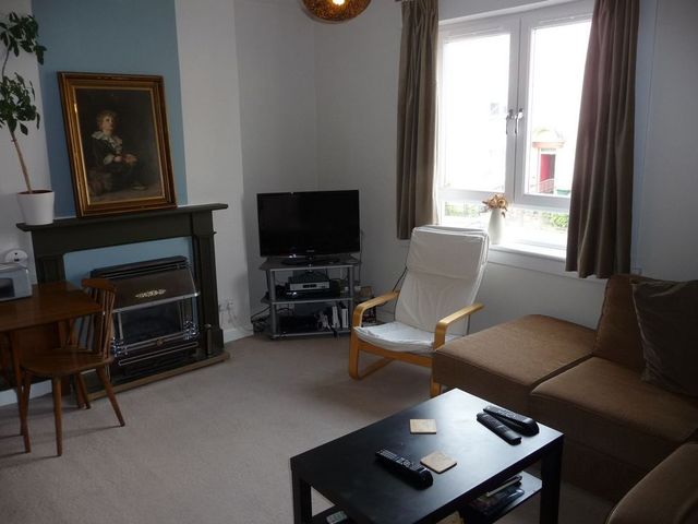  Image of 2 bedroom Flat to rent in Clearburn Gardens Edinburgh EH16 at Prestonfield Edinburgh Edinburgh, EH16 5ET
