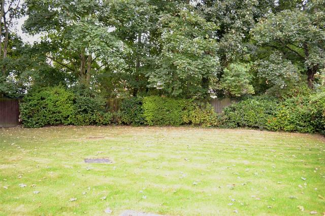  Image of 2 bedroom Property to rent in Friern Park London N12 at 24-26 Friern Park  North Finchley, N12 9DN
