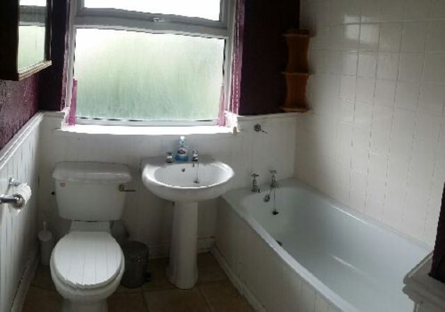  Image of 2 bedroom House Share to rent in Coleby Avenue Nottingham NG7 at Lenton Nottinghamshire Lenton, NG7 2NF